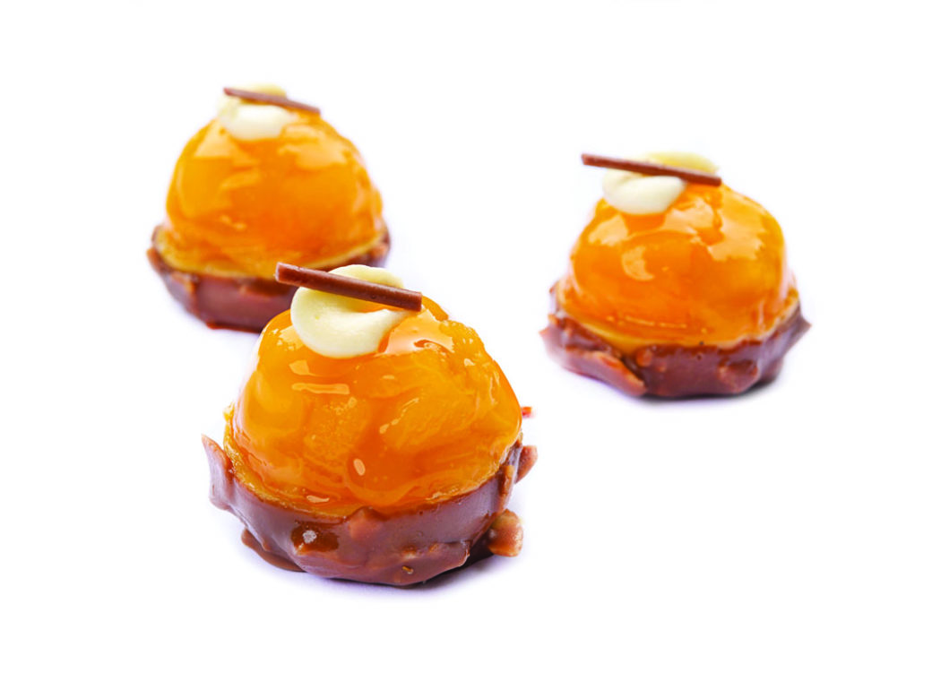 1-Poire Caram‚lis‚e et Coque de Chocolat