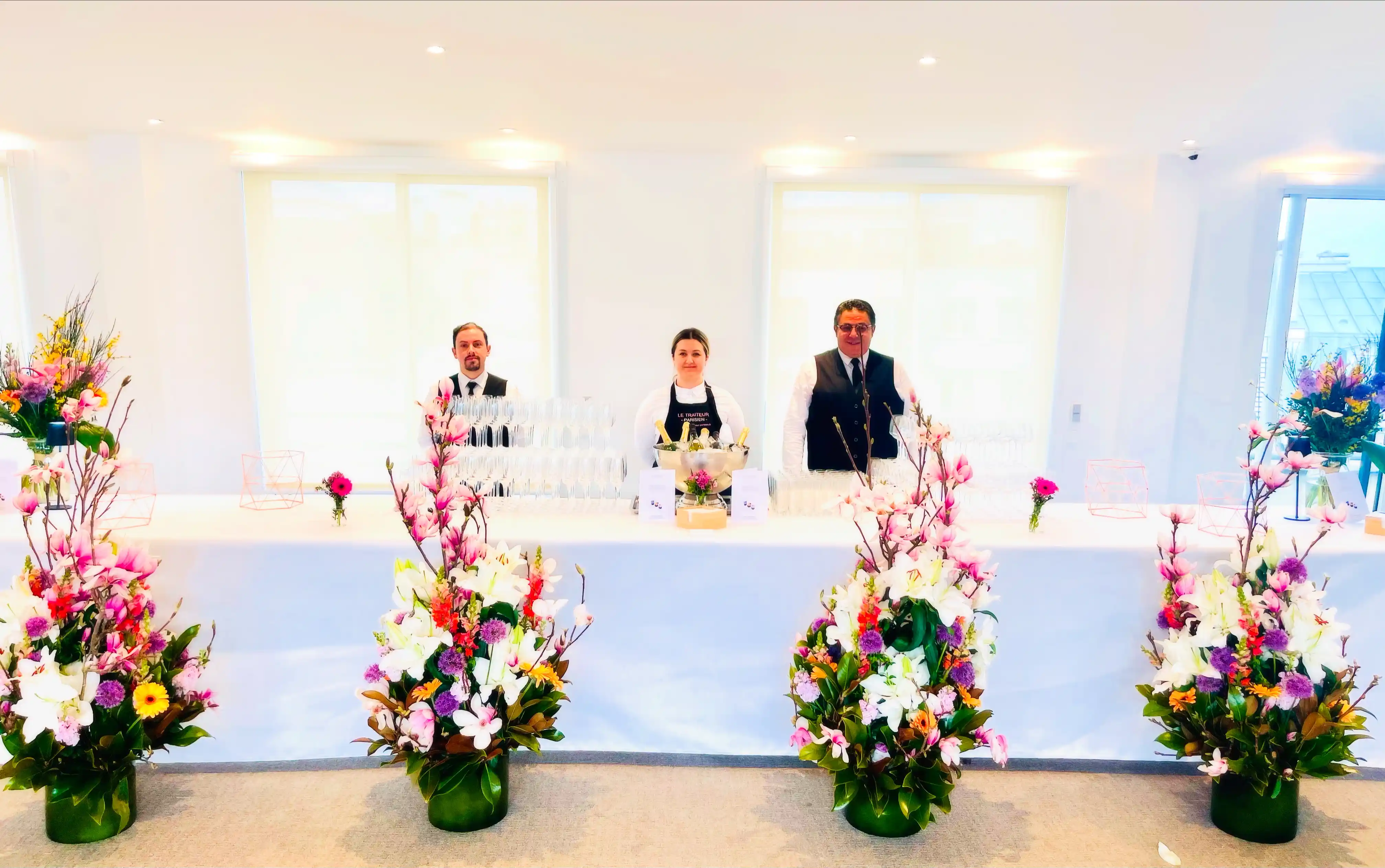 0-Particuliers-photo-3-bandeau-2-ajout Buffet cocktail floral
