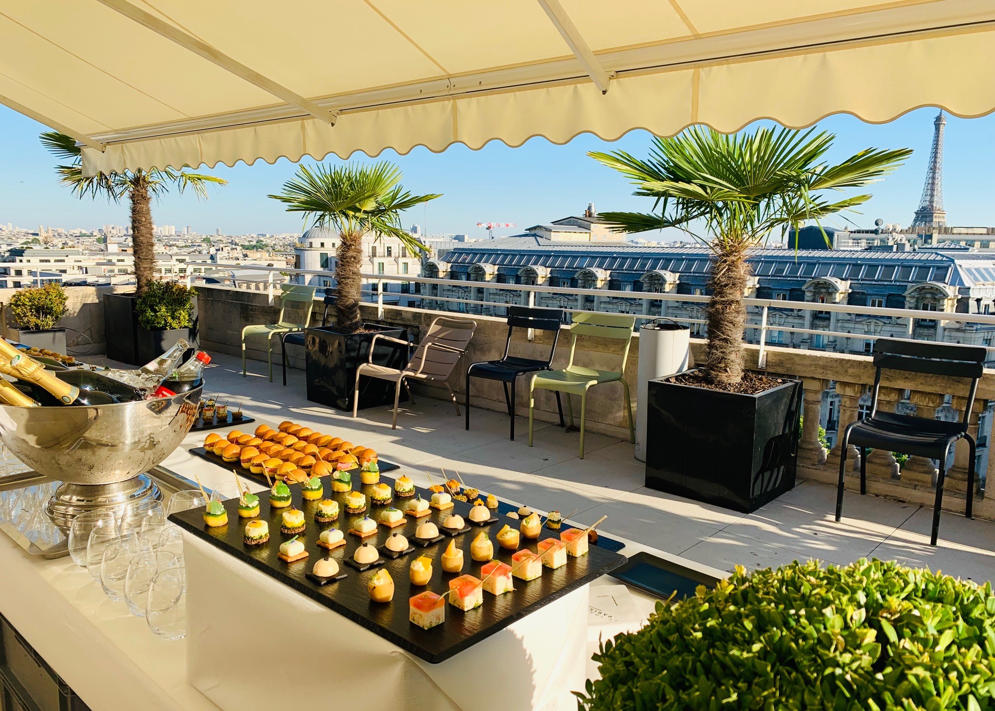 Evenement Pro 51 Buffet traiteur pour réception en extérieur