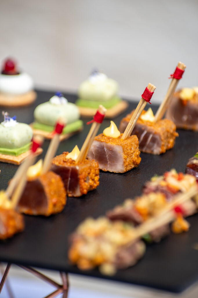 Pièce cocktail raffinée élaborée par un traiteur haut de gamme