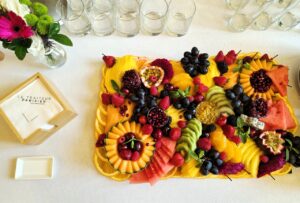 Plateau de fruits coupés Plateau de fruits coupés
